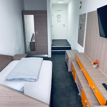 Hotell Terminal One Sindelfingen