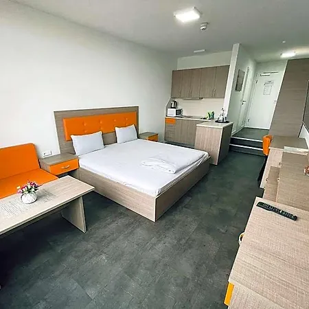 Terminal One Hotell *