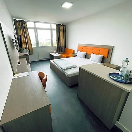 Hotell Terminal One Sindelfingen
