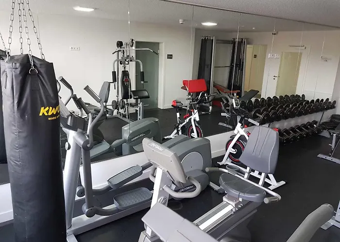 Hotel Terminal One *